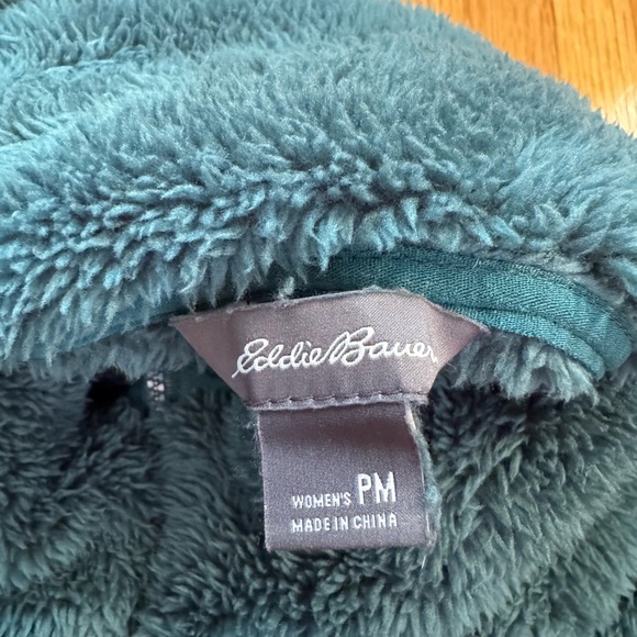 Eddie Bauer Women’s Petite Medium Half Zip Pullover – Fuzzy Green – New - Picture 3 of 6